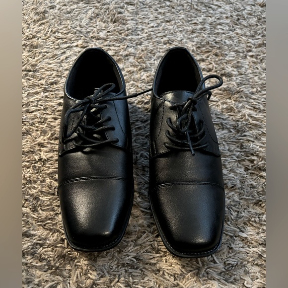 Nordstrom Rack Dress Shoes - Picture 2 of 3